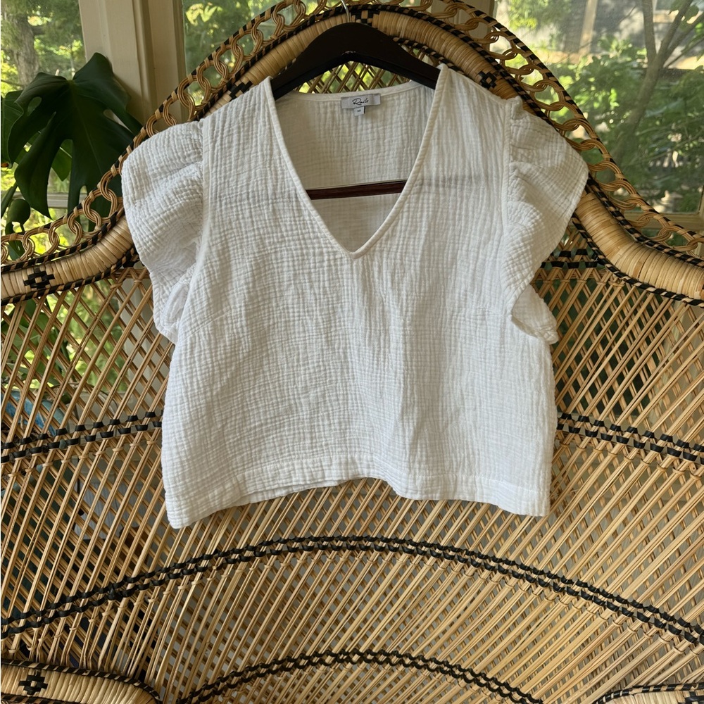 Rails white top
